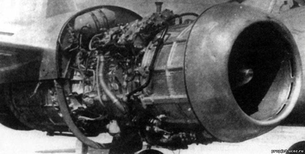 Двигатели люльки. Су-11 1947. Турбореактивный двигатель Jumo-004. Турбореактивный двигатель Архипа люльки тр 1. Двигатель Су 11.